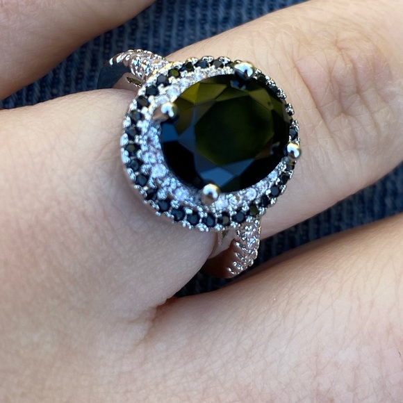 NEW 925 sterling Silver Oval Cut Black Sapphire - Picture 5 of 7